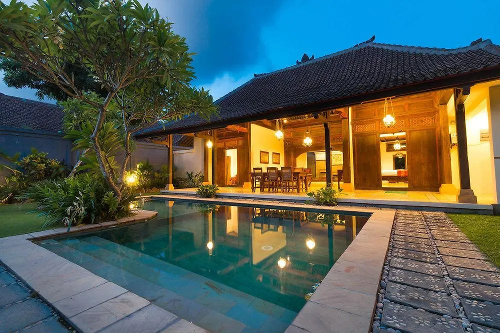 Bali Royal Heritage Villas Dalung  4*, Dalung (Bali)